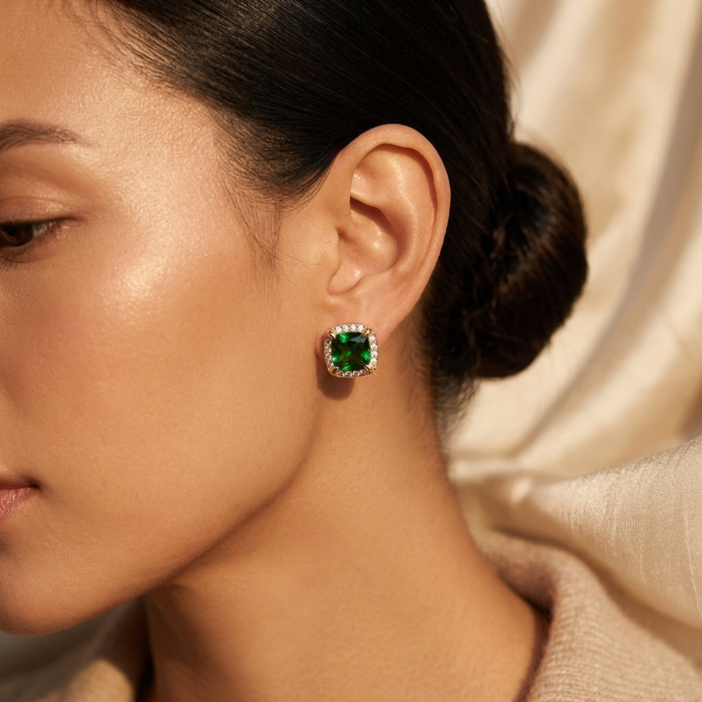 Pendientes Halo de Esmeralda en Oro