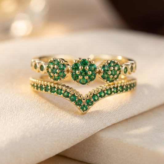 Anillo Racimo de Esmeralda en Oro