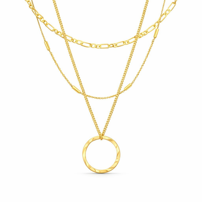 Collar Clásico de Oro de Tres Hileras