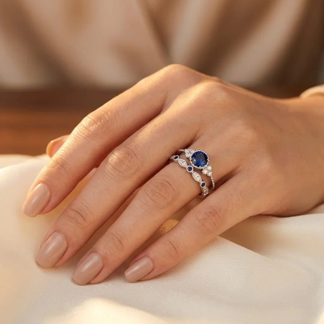Anillo Halo de Zafiro en Plata