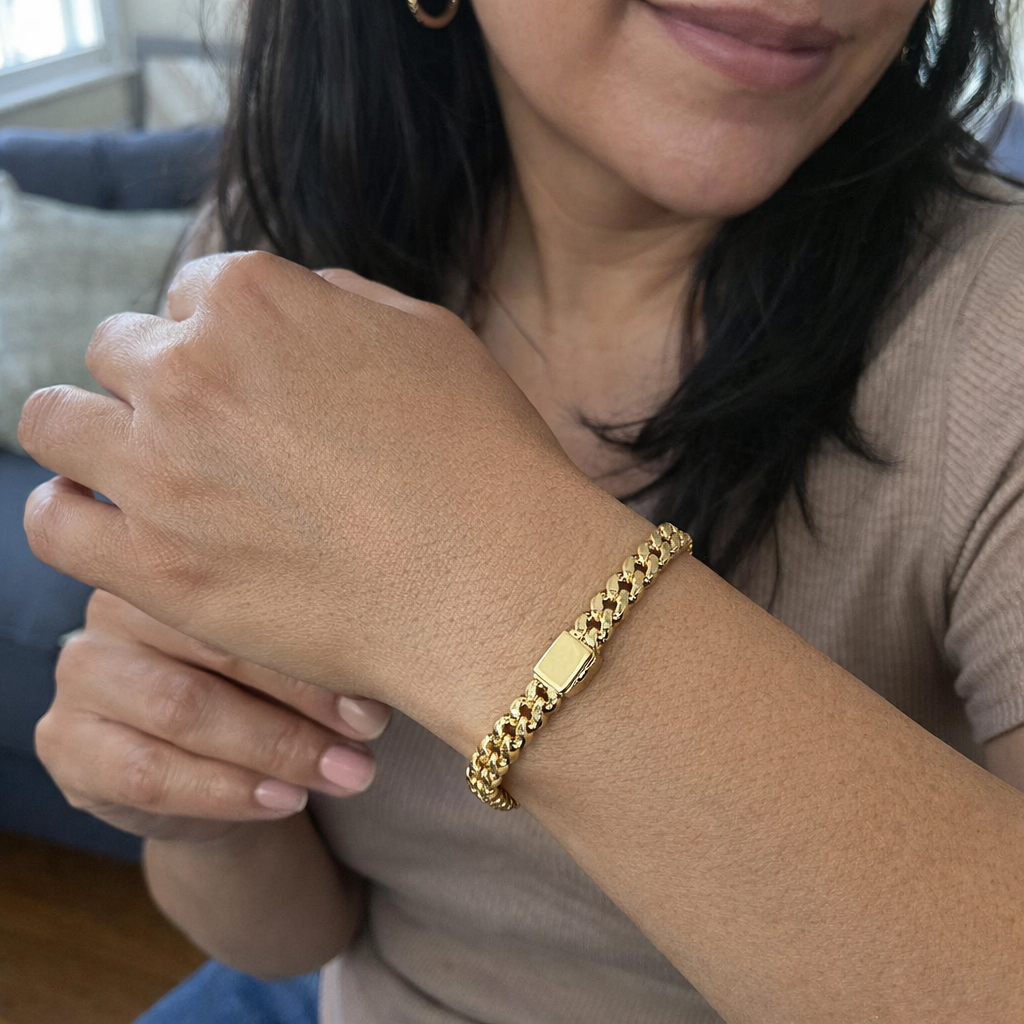 Pulsera Lunara de Cadena Elegante