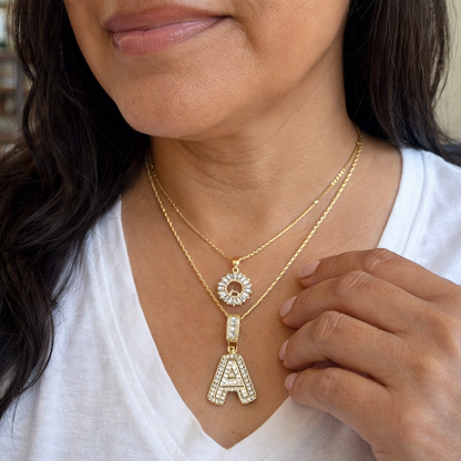 Set de Collares con Inicial Pavé
