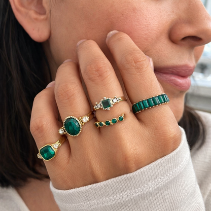 Set de Anillos Zarina de Oro con Esmeralda