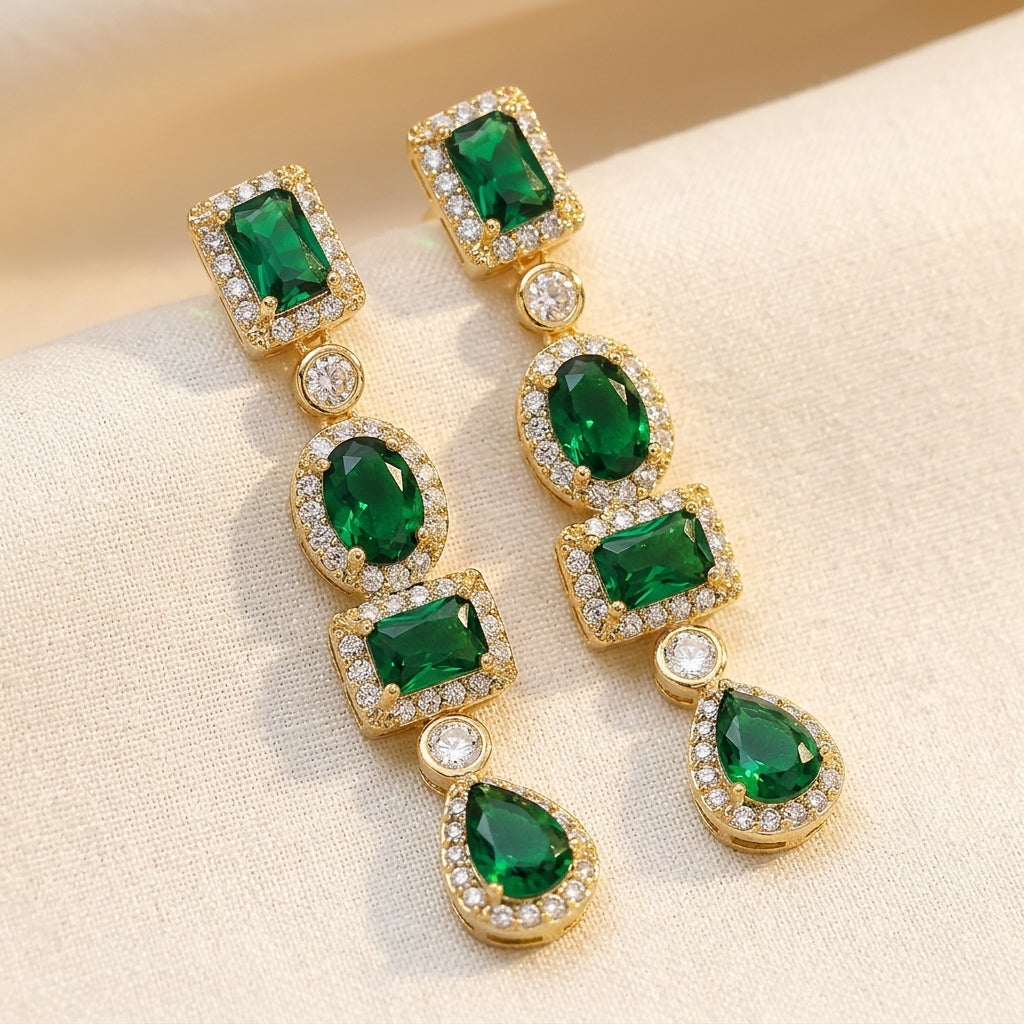 Pendientes Colgantes Multiformas de Esmeralda en Oro