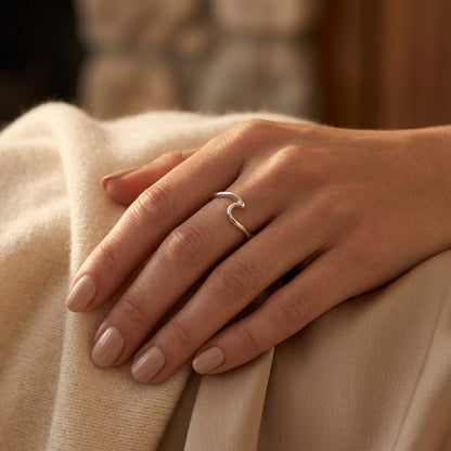 Anillo Abierto Minimalista en Plata