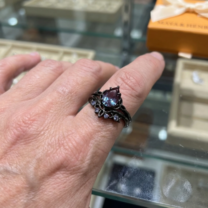 Anillo de Amatista en Capas | Oro Blanco