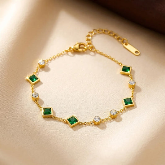 Pulsera Estación de Esmeralda en Oro