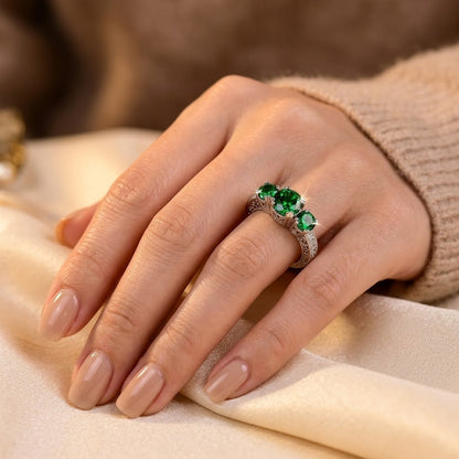 Anillo Tres Piedras de Esmeralda en Plata
