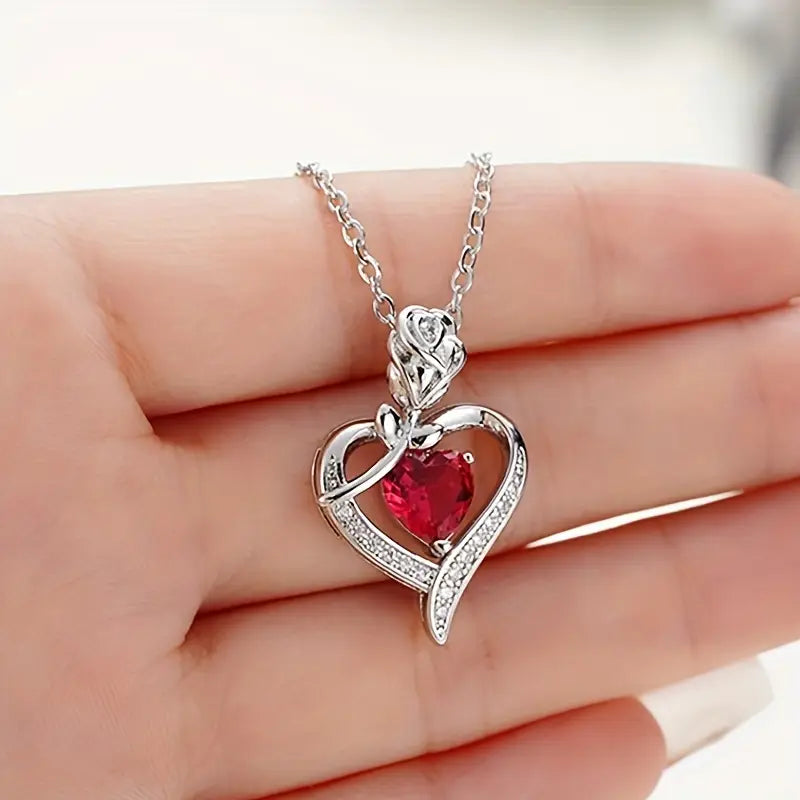 Collar Colgante Corazón de Rubí en Plata