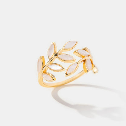 Anillo Motivo Hoja en Oro