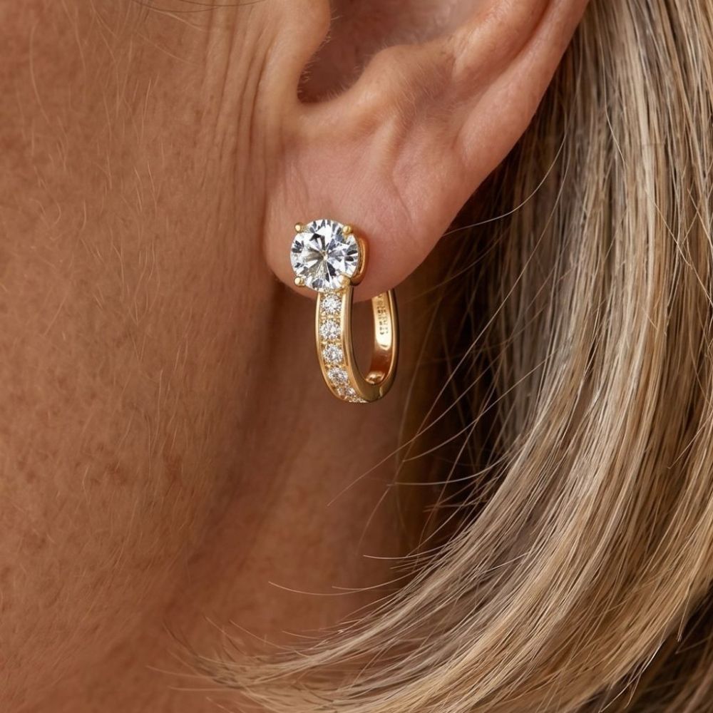 Aretes Huggie Elegantes