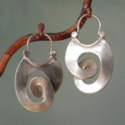 Aretes de Forma Irregular Antiguos | Oro Blanco