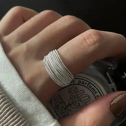 Moonveil Anillo en Capas | Oro Blanco