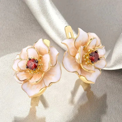 Aretes de Zirconia Roja Flor Blanca | Oro